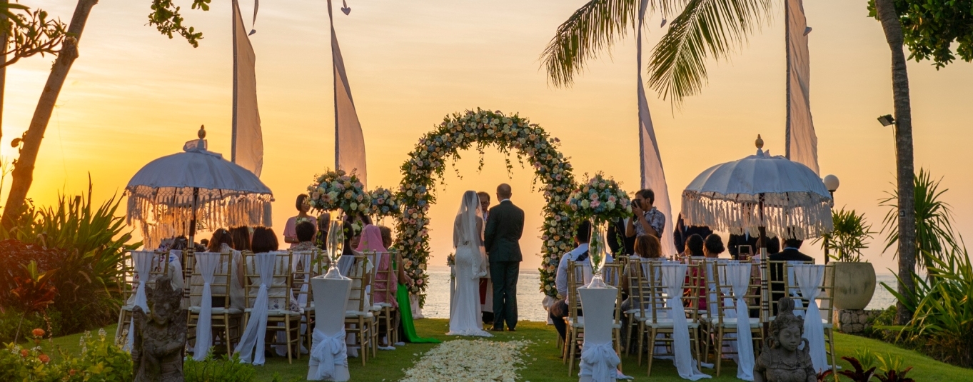 Patra bali wedding beach wedding kuta