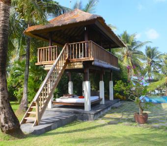 Villa Kailasha relaxation bale