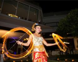 Wahyu Modern Fire Dance
