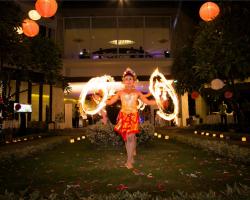 Wahyu Modern Fire Dance