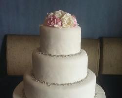 Wedding cake RC13