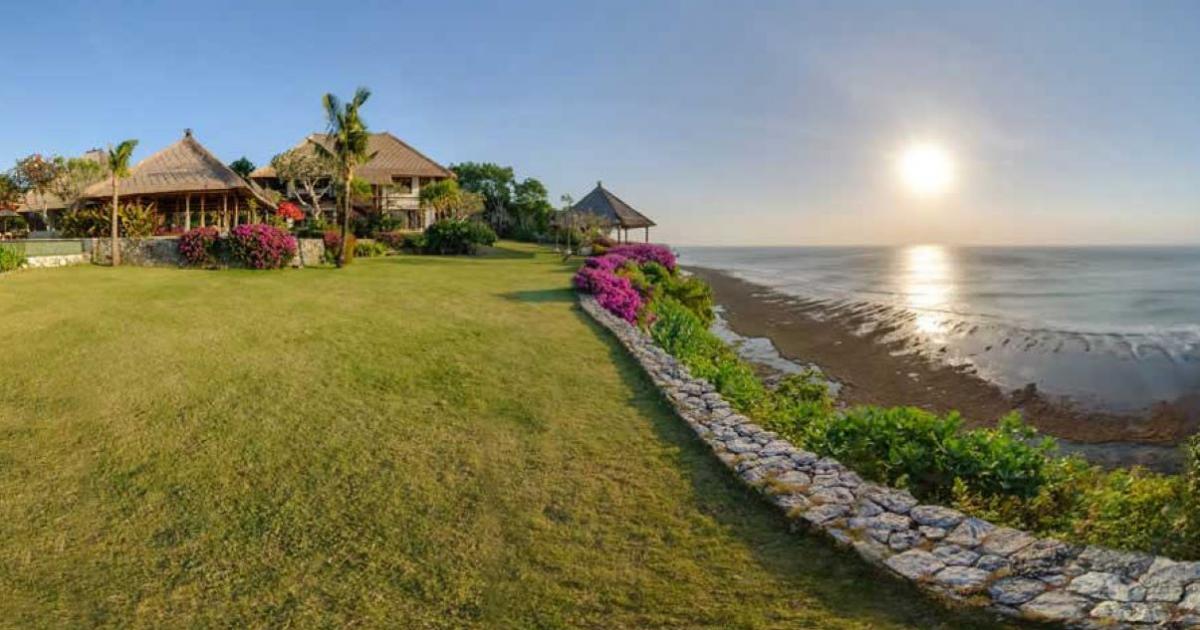 Villa Bayuh Sabbha - Bali wedding venue Villa Bayuh Sabbha - Clifftop wedding venue