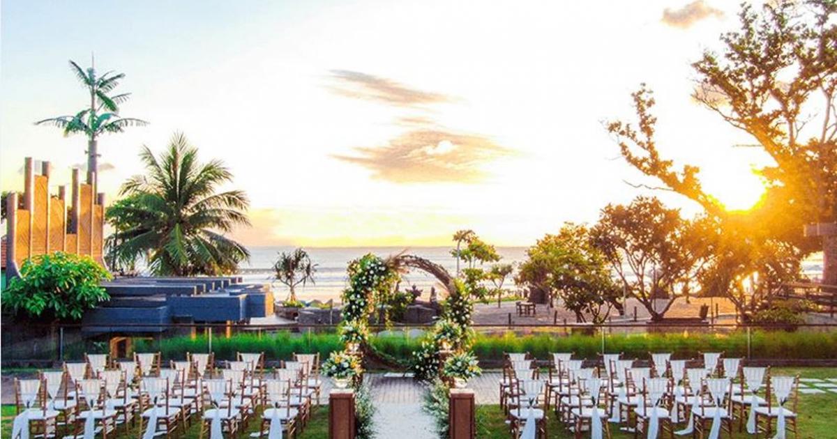 hotel indigo seminyak beach pool deck wedding venue hotel indigo seminyak beach wedding venue